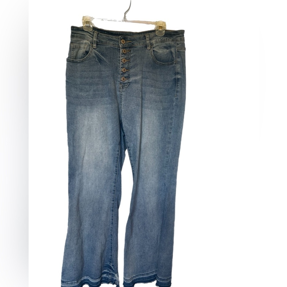 Womens Denim Jeans  Cotton Blend Button Up Raw Hem Stretch Size 12